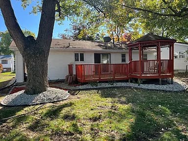 1720 Jacobssen Dr — exterior photo