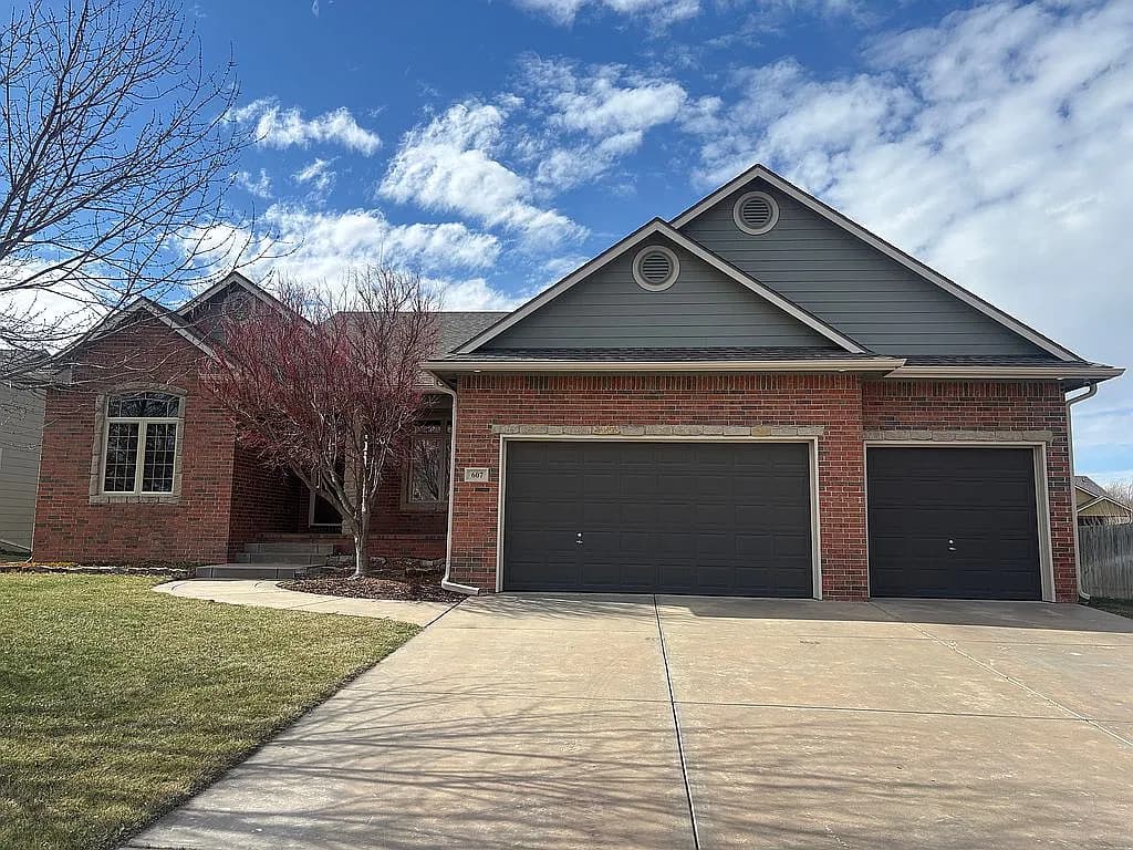 607 Autumn Glen Ct — exterior photo