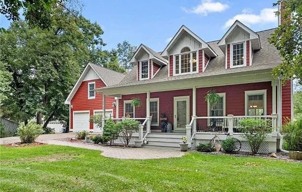 26190 Hale Ct — exterior photo