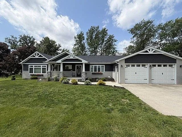 6030 S 675 E — exterior photo