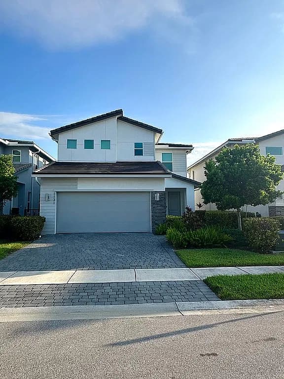 1131 Verde Ct — exterior photo