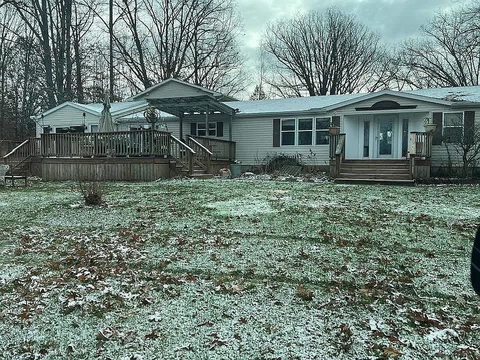 3192 Carr St — exterior photo