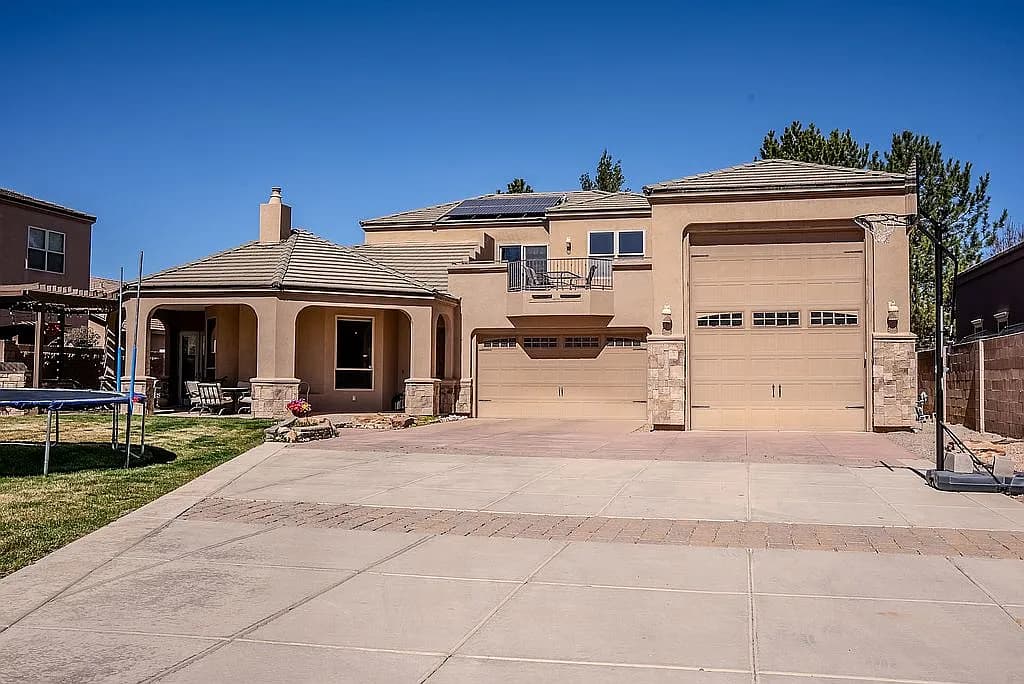 323 Nuevo Hacienda Ln NW — exterior photo