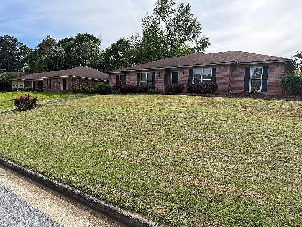 6847 Raintree Dr — exterior photo