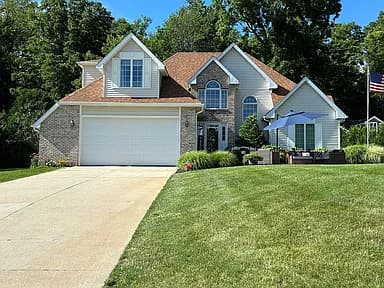 1217 N Shore Ln — exterior photo