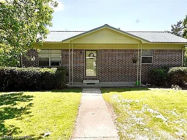 8811 Sebastian Ct — exterior photo