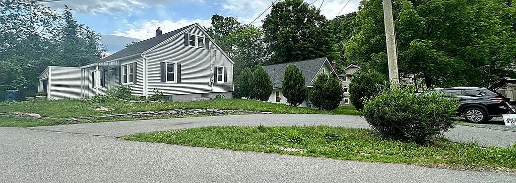 485 Green St — exterior photo