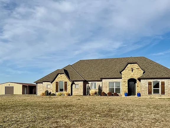 7333 SW Pecan Meadow Dr — exterior photo
