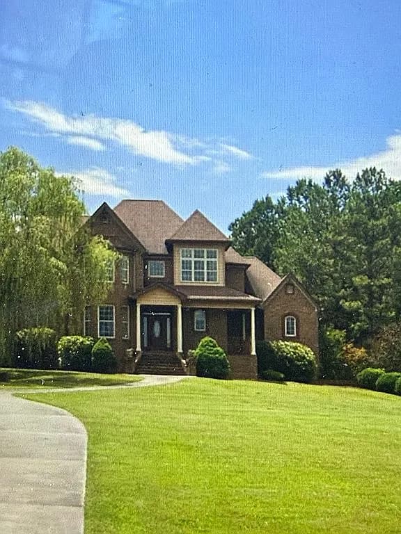 266 Fox Den Dr NE — exterior photo