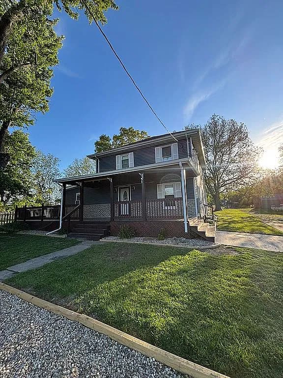 25382 N Wolf Rd — exterior photo