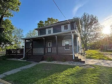 25382 N Wolf Rd — exterior photo