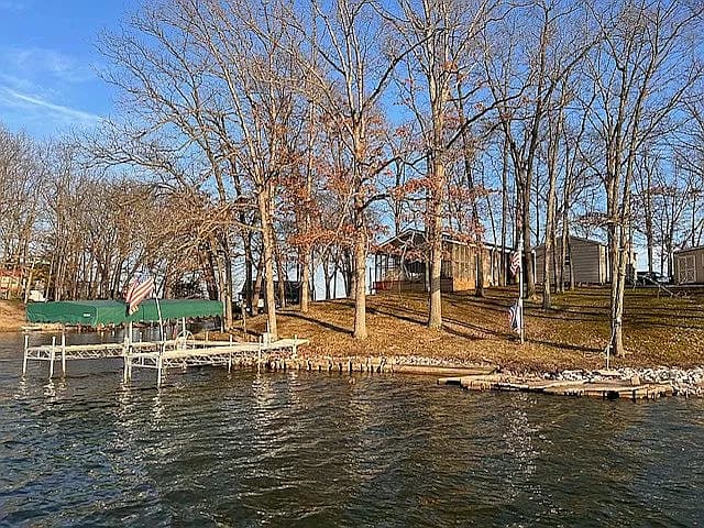 16088 Chestnut Ln — exterior photo