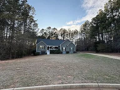 238 Grove Pointe Dr — exterior photo