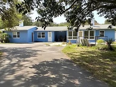 819 B St — exterior photo