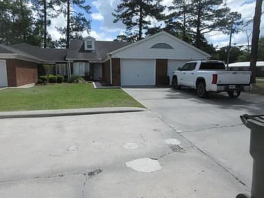 808 Saint Marys Dr — exterior photo