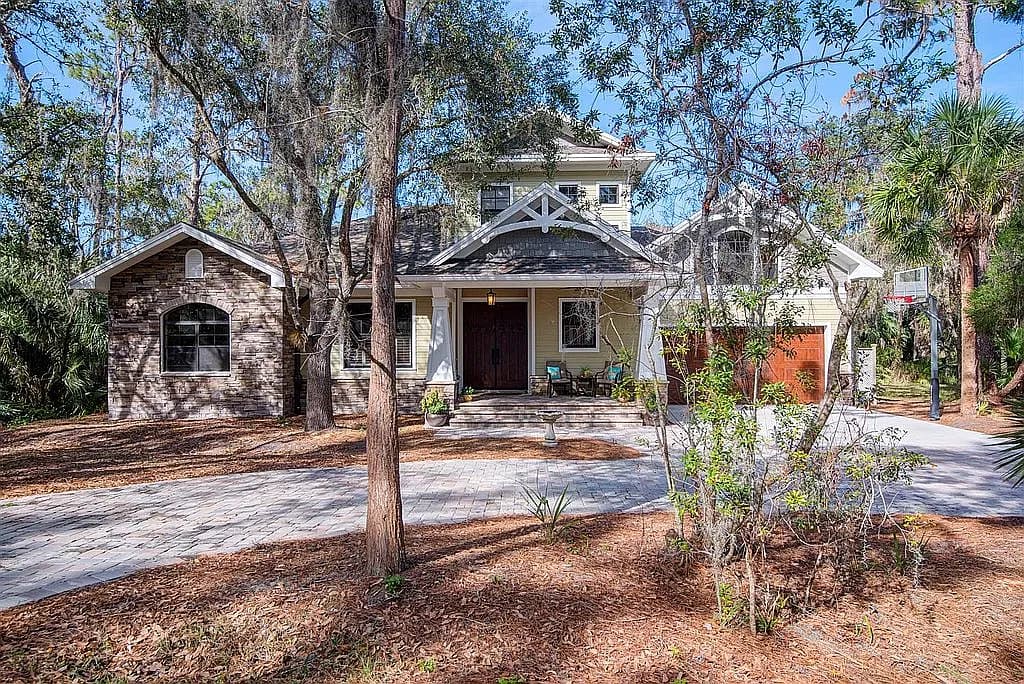5911 River Forest Cir — exterior photo