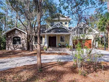 5911 River Forest Cir — exterior photo