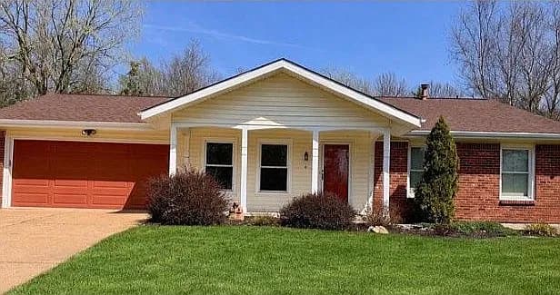 6 Somme Ct — exterior photo