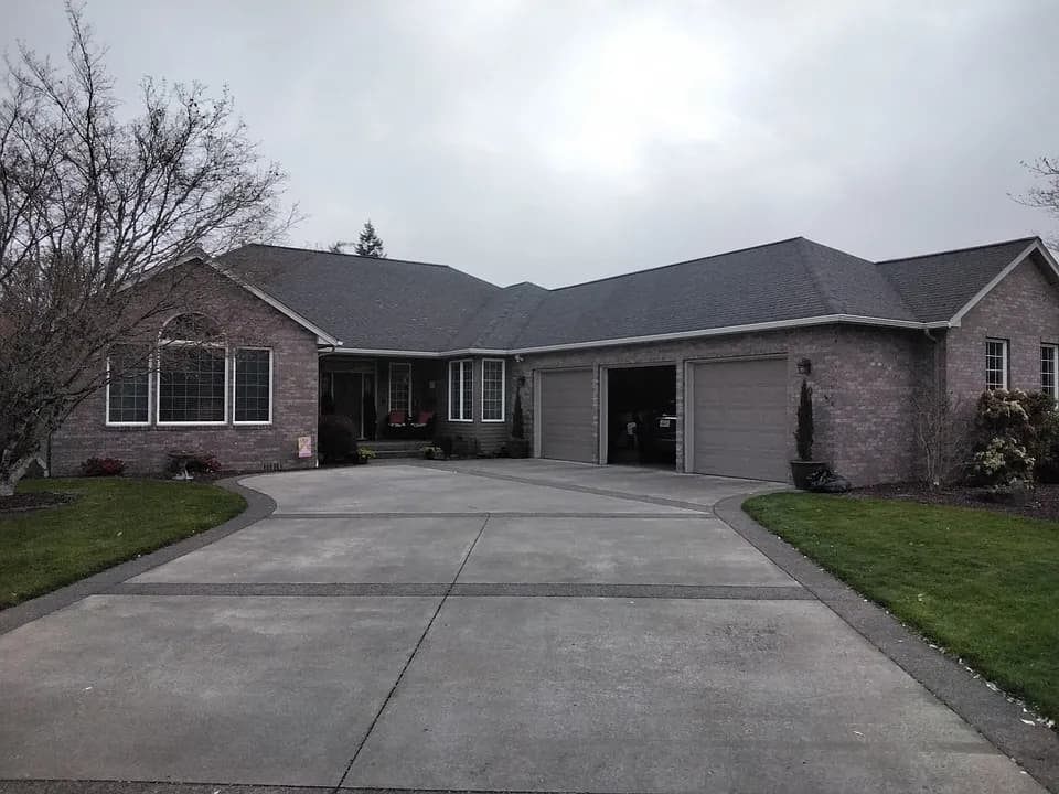 20 Forest Hill Est — exterior photo