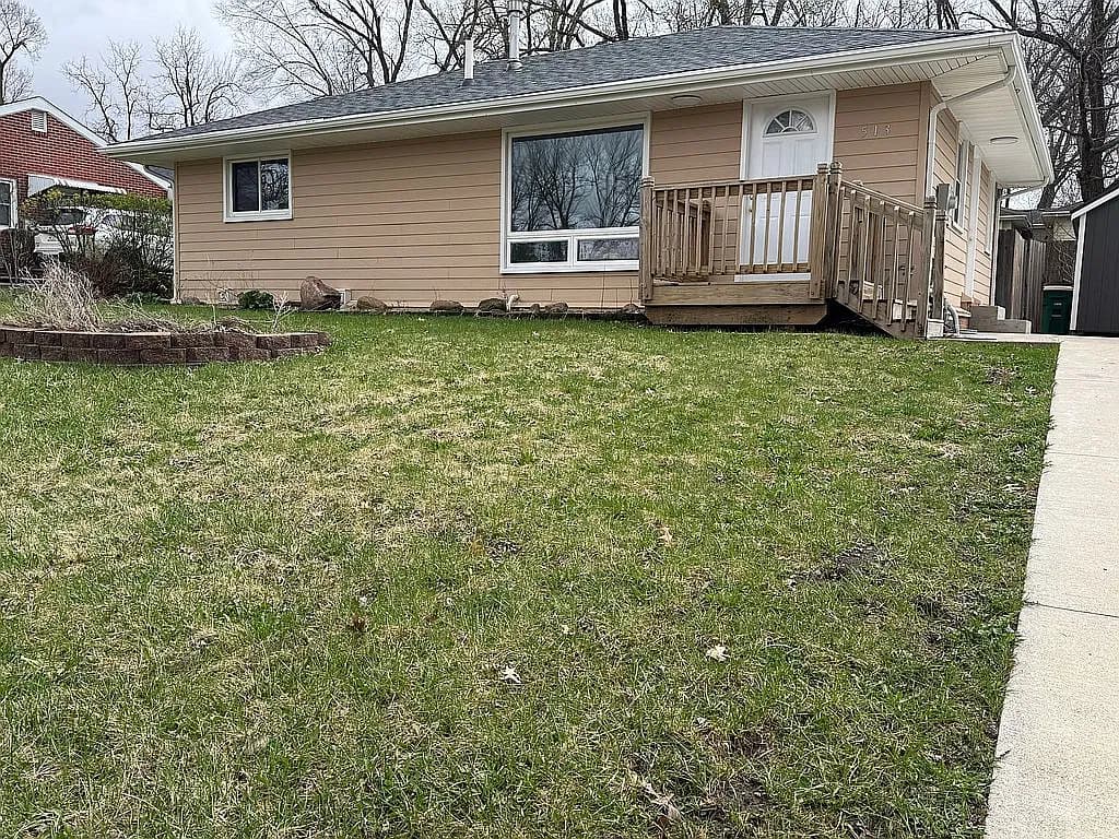 513 W Jackson Ave — exterior photo