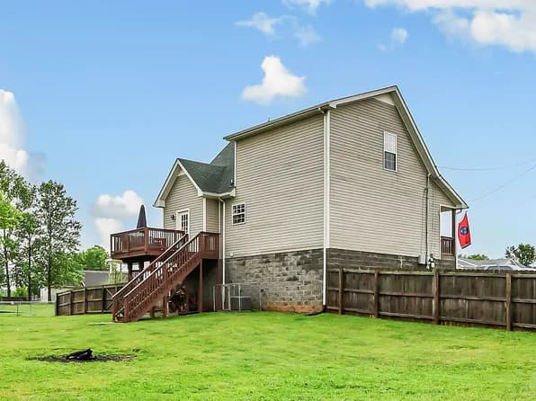 3742 Parsons Way — exterior photo