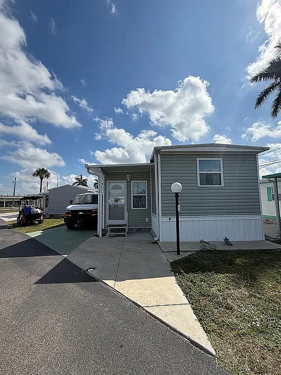 5558 Palm Beach Blvd Lot 85 — exterior photo