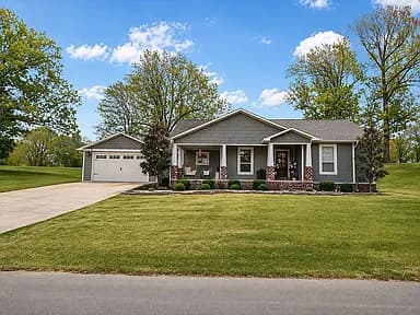 11564 Pinehurst Cir — exterior photo