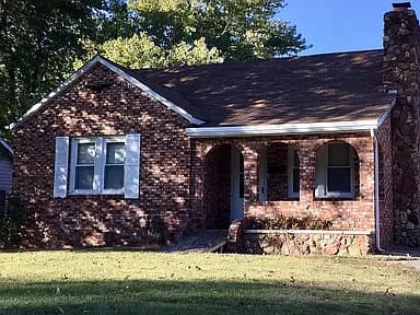 608 Highland Dr — exterior photo