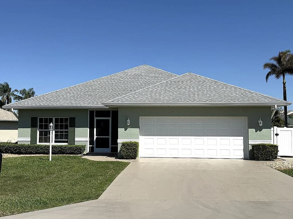 117 Rosewood Dr N — exterior photo