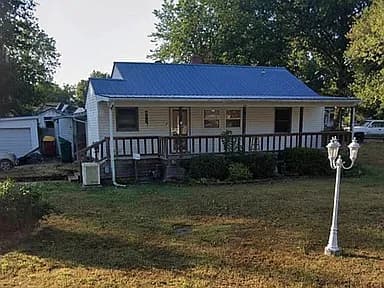489 Fieldcrest Dr — exterior photo