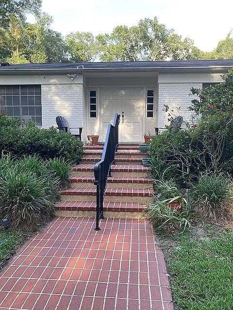 14410 Hale Rd — exterior photo