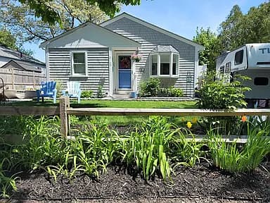 13 Monack Rd — exterior photo