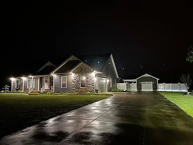 225 N Ridge Rd — exterior photo
