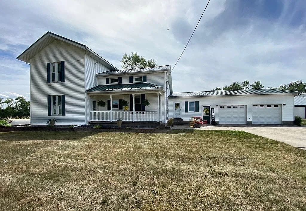 18-403 County Road L1 — exterior photo