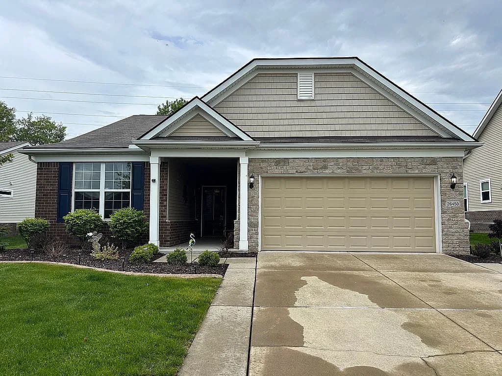 26450 Higgins Way — exterior photo