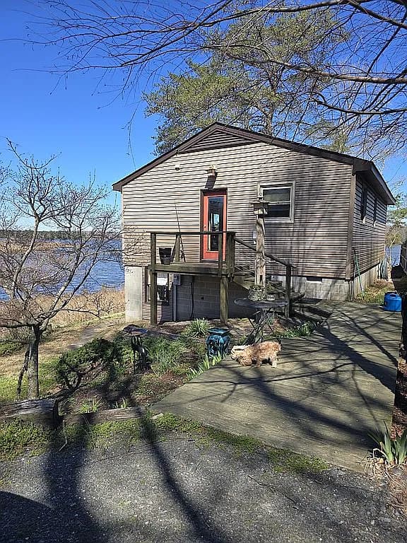 6207 Holly Trl — exterior photo