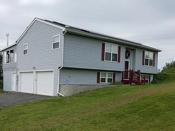 1073 State Route 40 — exterior photo
