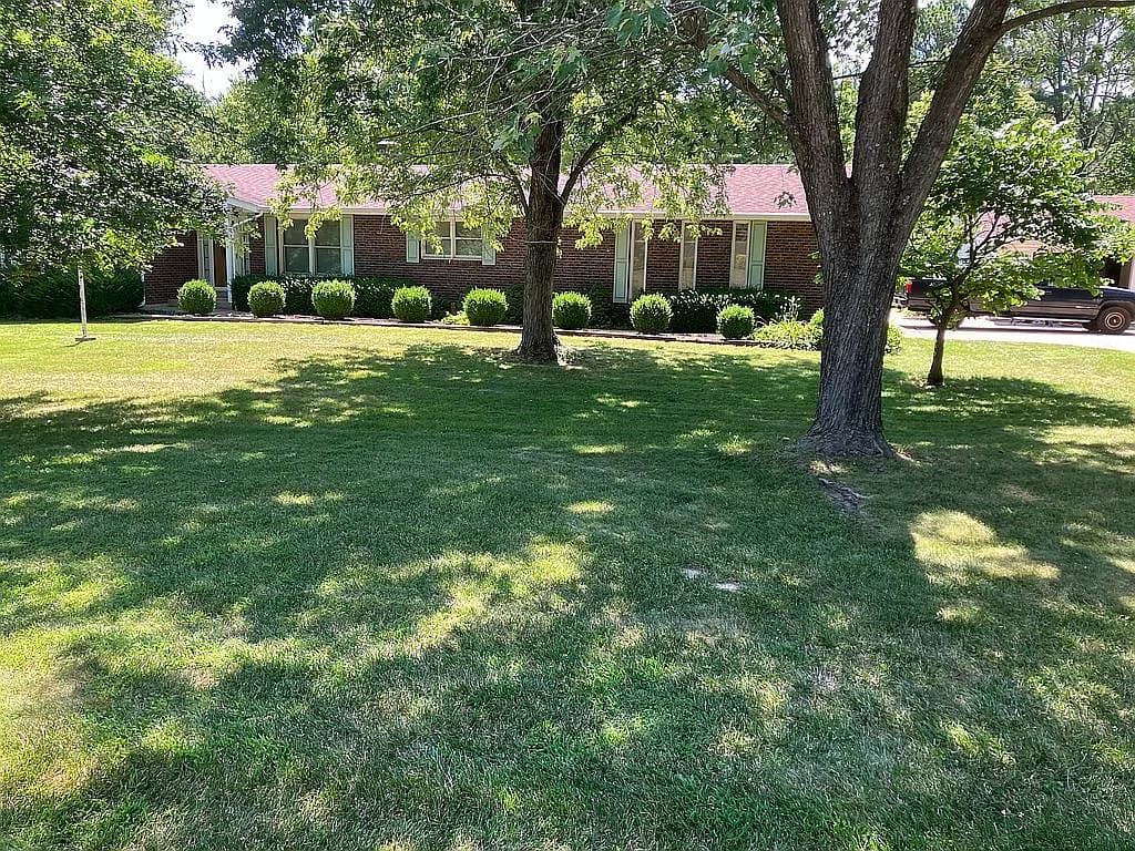 5 Crestview Est — exterior photo