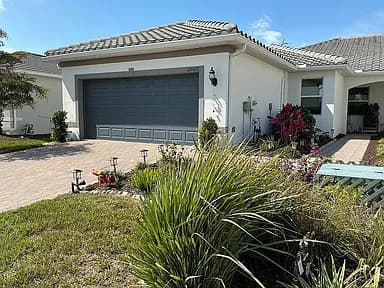 25029 Pearl Lake Cir — exterior photo