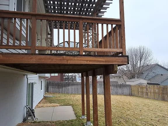 6833 Michelle Ave — exterior photo