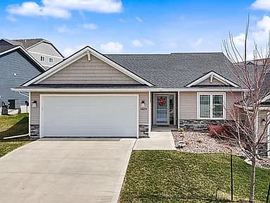 5429 NE Briarwood Dr — exterior photo