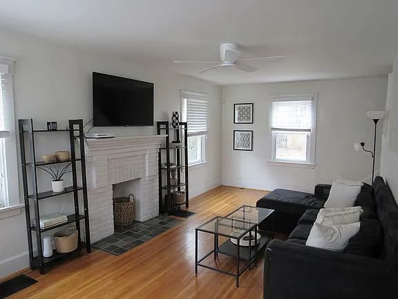 3625 Hyde Park Ave — exterior photo