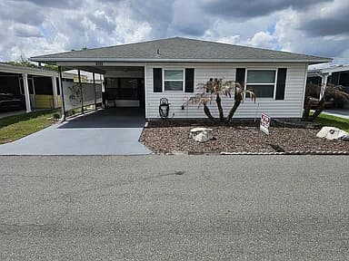 4825 Goldenview Ln — exterior photo