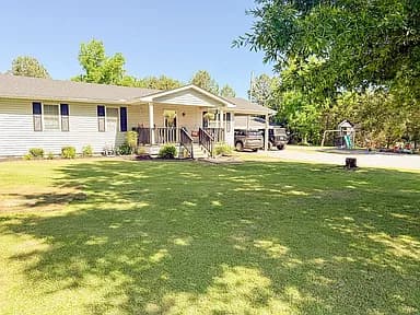 1924 County Road 148 — exterior photo