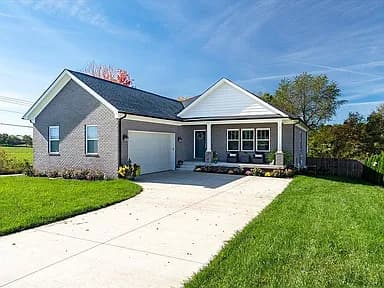 6701 Heritage Ln — exterior photo