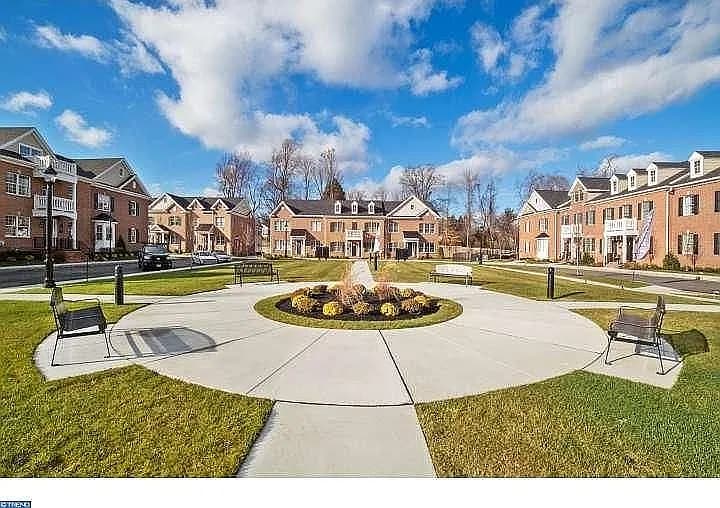 75 Creekview Ln — exterior photo