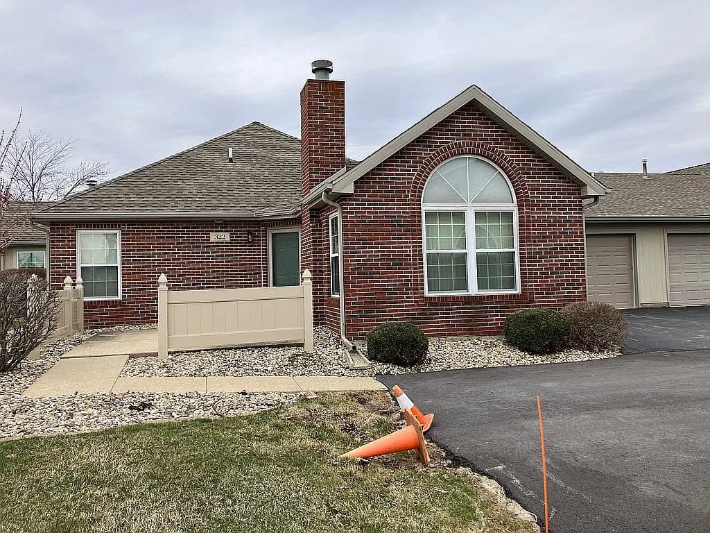322 Steeplechase Cir — exterior photo