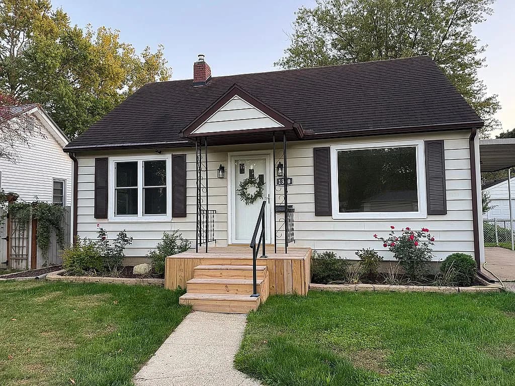 1340 Howard St — exterior photo