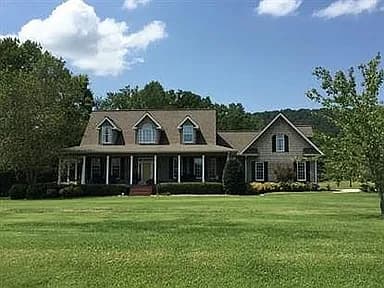 1156 Old Ringgold Rd — exterior photo