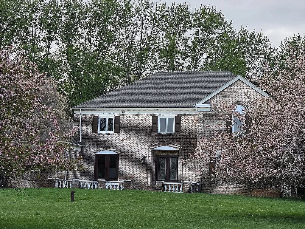 26 Gentry Dr — exterior photo